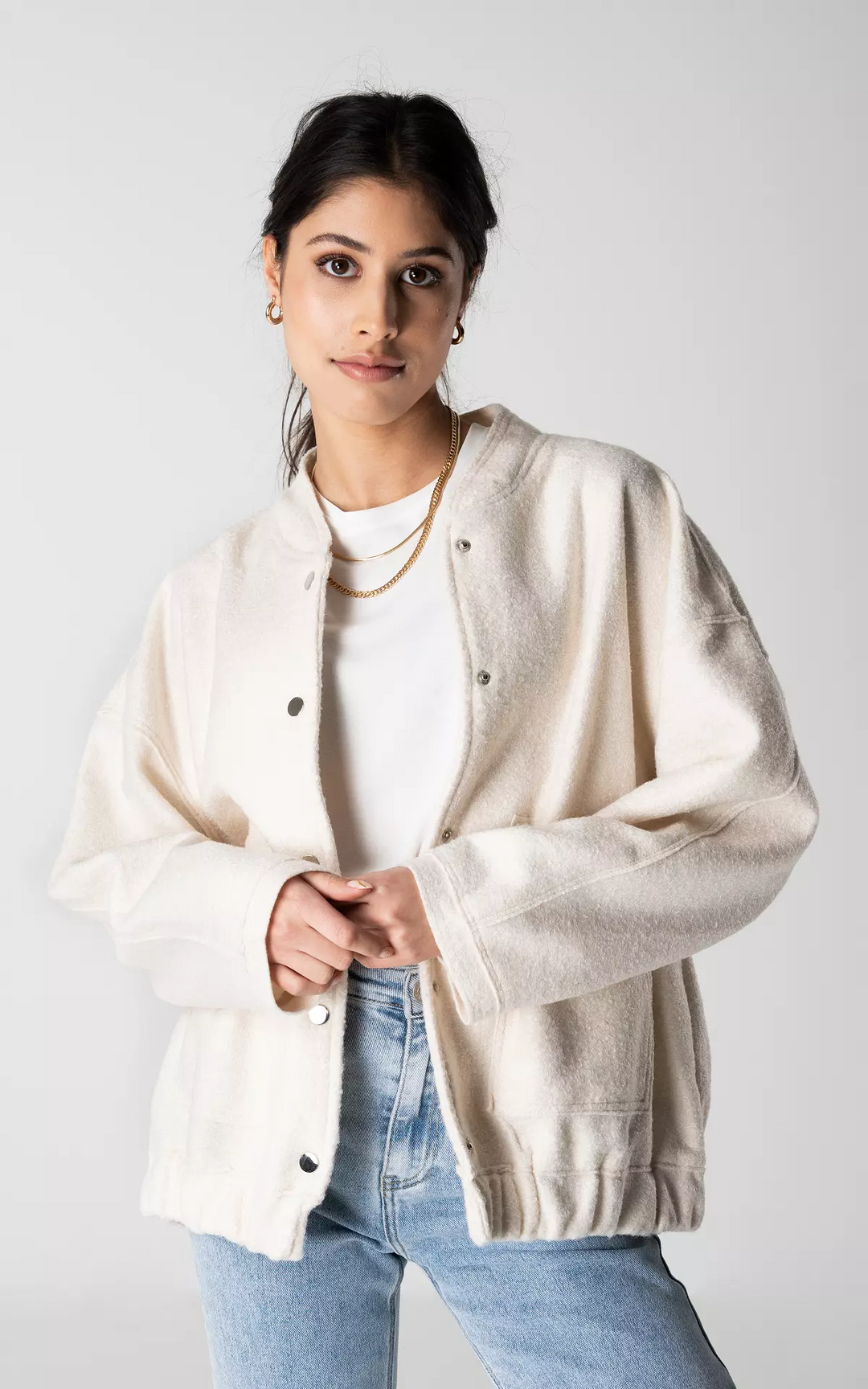 Lässige Damen Herbstjacke im Oversized-Look, bequem und modisch für die Freizeit.