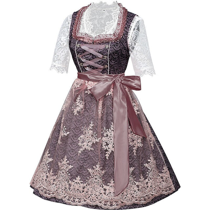 Detailansicht des bayerischen Damen Dirndlkleides Emma in Rosatönen. Hochwertiges Trachtenkleid für Feste.