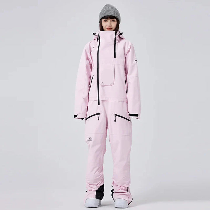 Eleganter Damen Schneeanzug für Wintersport, wasserdicht, winddicht & atmungsaktiv. Perfekt für Ski & Snowboard.
