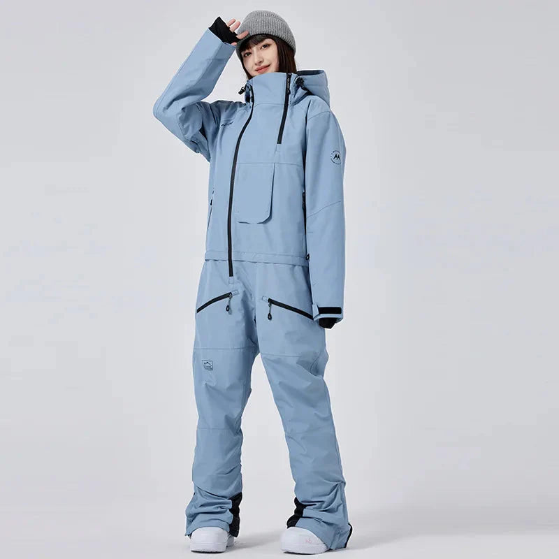 Robuster Damen Winter Overall, wasserdicht & warm, ideal für Skifahren, Snowboarden & Outdoor Winterabenteuer.