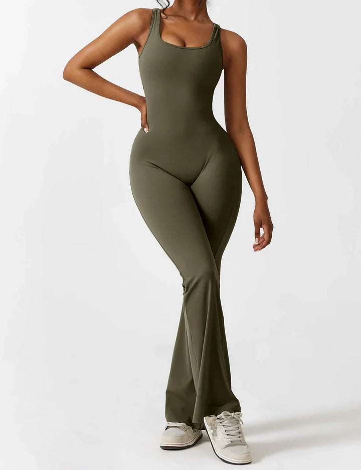 Stilvoller Rückenfreier Jumpsuit für Damen, perfekt für Abendmode und Sommerparties.