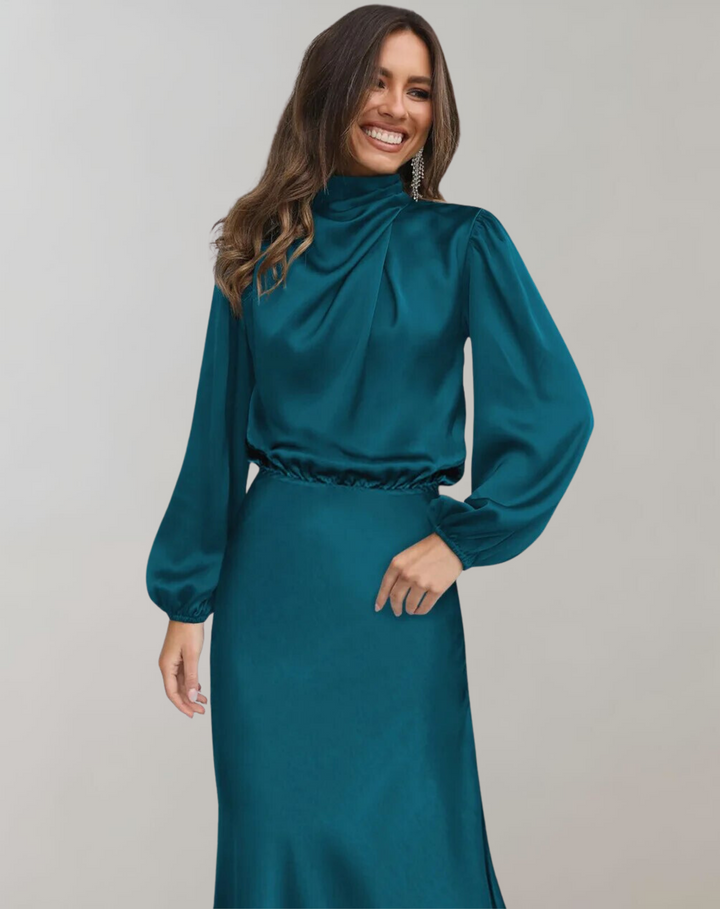 Damen elegantes Langarmkleid für besondere Anlässe, festlich und stilvoll.