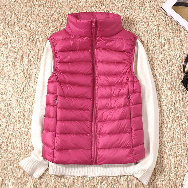 Komfortable Damen Outdoor-Weste, federleicht & windabweisend, ideal für aktive Frauen.