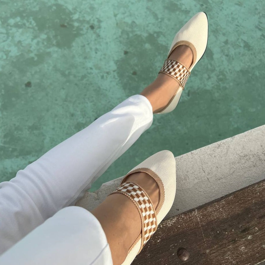 Feminine Damen Ballerinas mit Riemen: Komfort und Eleganz für stilvolle Frühlings-Outfits.