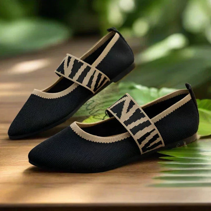 Leichte Damen Ballerinas mit Riemen für optimalen Tragekomfort im Frühling und Alltag.