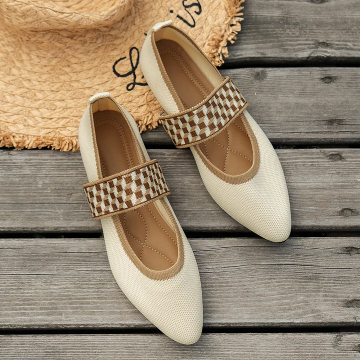 Flache Damen Ballerinas mit Riemen, optimal für Komfort und Eleganz im Frühling.