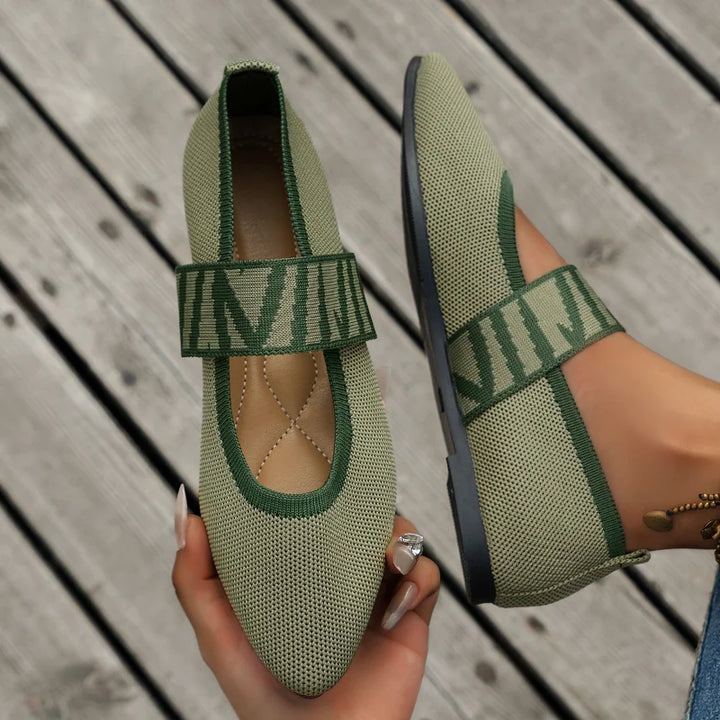 Hochwertige Damen Ballerinas mit Riemen, perfekt für elegante Frühlings-Looks.