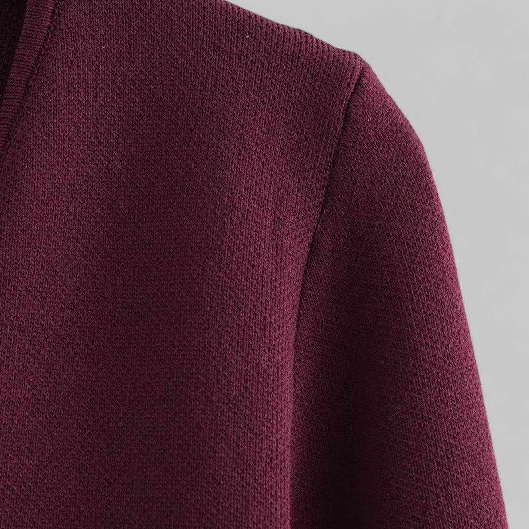 Nahaufnahme der weichen Stricktextur des Damen Frühlings-Cardigans, komfortabel & elegant.