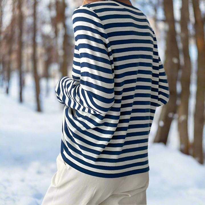Trendiges Damen Langarmshirt gestreift. Must-have Oberteil für einen modischen Frühling/Sommer Casual Look.