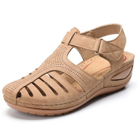 Bequeme Frühlings-Sandalen Petra für Damen. Mit einzigartigem Cutout-Muster für Freizeit.