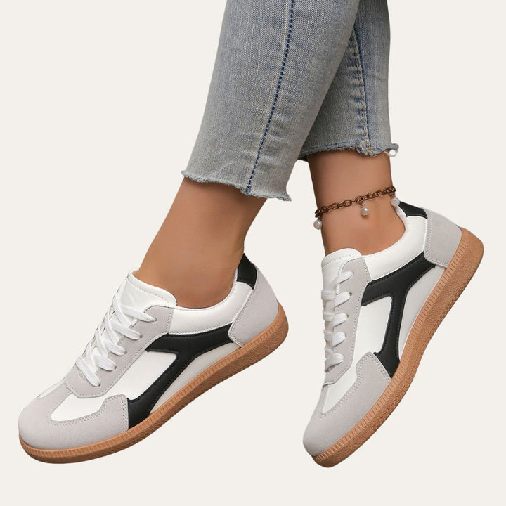 Bequeme Low-Top Damen Frühlings-Sneaker. Komfortable Alltagsschuhe für Damen, ideal für lässige Frühlingslooks.