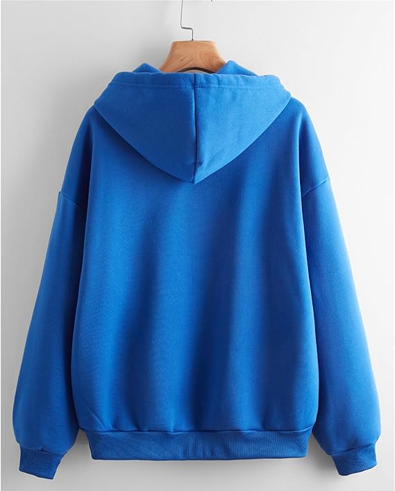 Minimalistischer Damen Freizeit-Hoodie mit Reißverschluss. Zeitlose Lässige Mode in Uni.