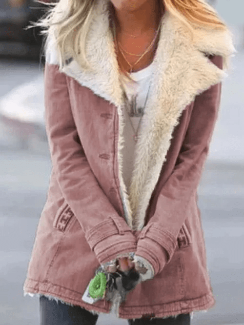 Kuschelig warmer Damen Wintermantel, gefütterte Jacke, stilvolle Oberbekleidung für kalte Tage.