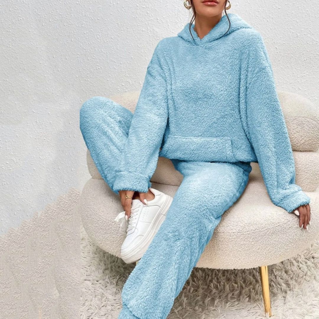 Damen Gemütliches Frühlings Kapuzen-Loungewear-Set, bequemer Zweiteiler für entspannte Tage.