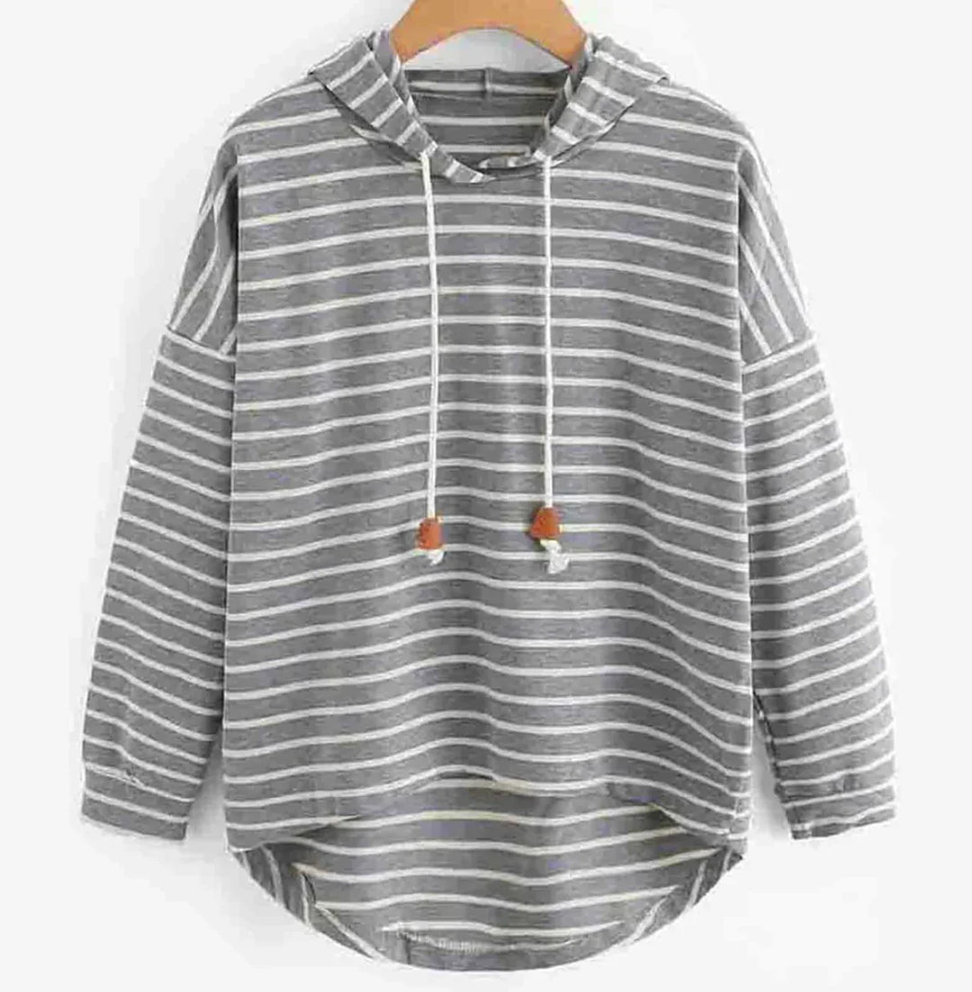 Gemütlicher Damen Hoodie mit Streifen, Kängurutasche & verstellbarer Kapuze; stilvoll für Herbsttage.