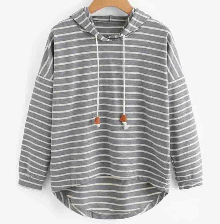 Gemütlicher Damen Hoodie mit Streifen, Kängurutasche & verstellbarer Kapuze; stilvoll für Herbsttage.