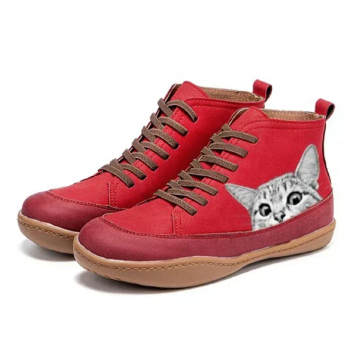 Verspielte Damen High-Top Sneaker mit Katzenmotiv; die perfekten bequemen Schuhe für den Alltag.