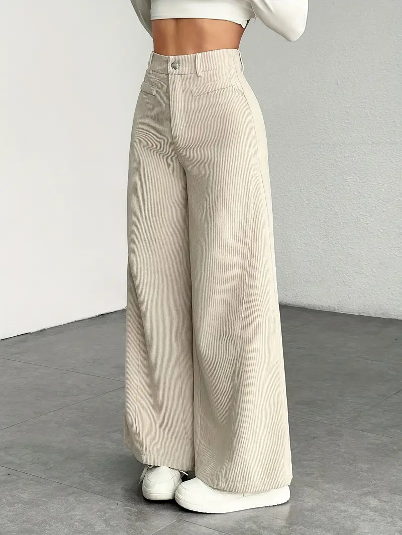 Damen High-Waist Hose mit weitem Bein in elegantem Schnitt, bequem und modern für Frühling & Herbst.