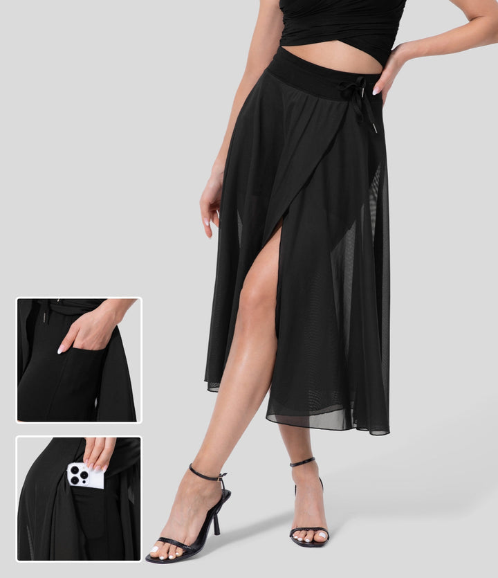 Fließender Sommerrock für Damen, hochtailliert geschnitten, ideal für modebewusste Frauen.