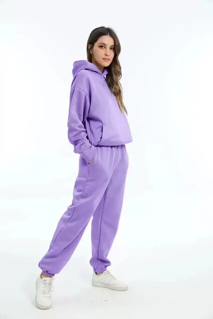 Locker sitzendes Damen Hoodie & Jogginganzug Set: Weiche Loungewear für maximalen Komfort.