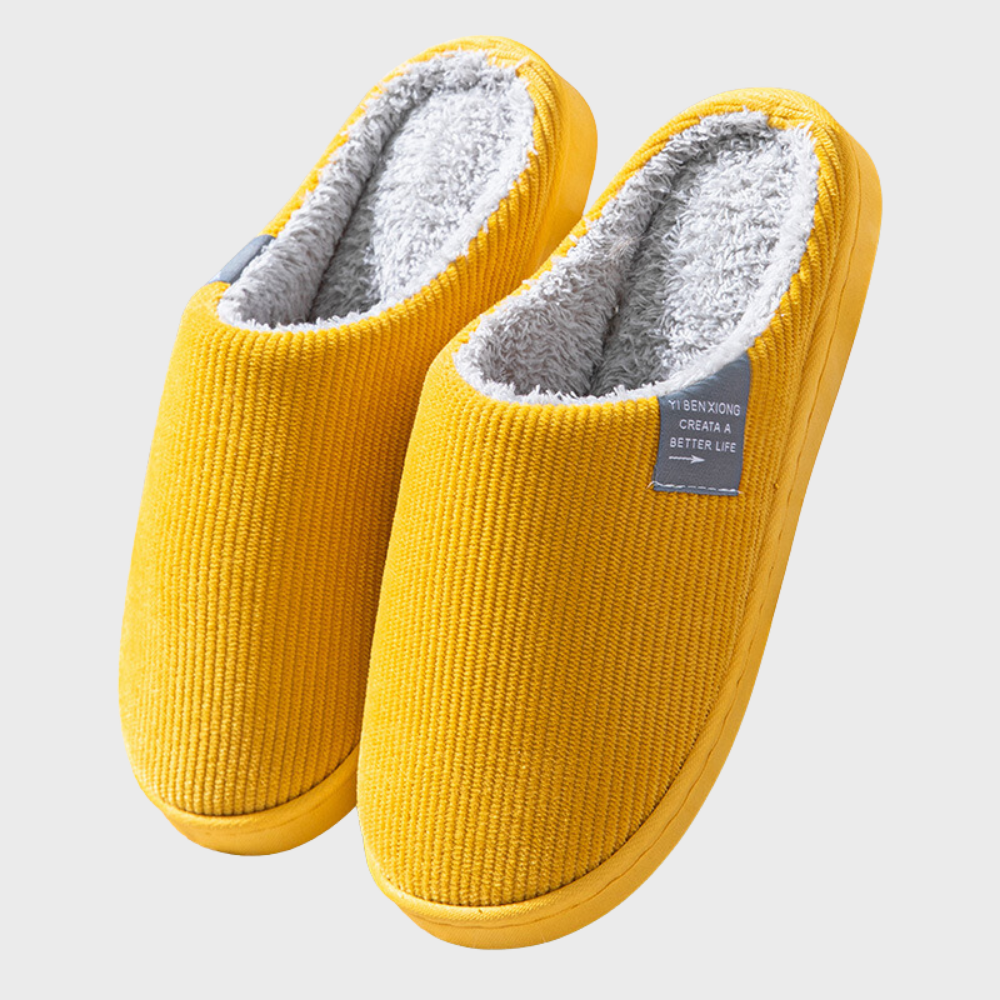 Kuschelige Damen Hygge Hausschuhe mit flauschigem Innenfutter. Ideal für warme und gemütliche Momente.