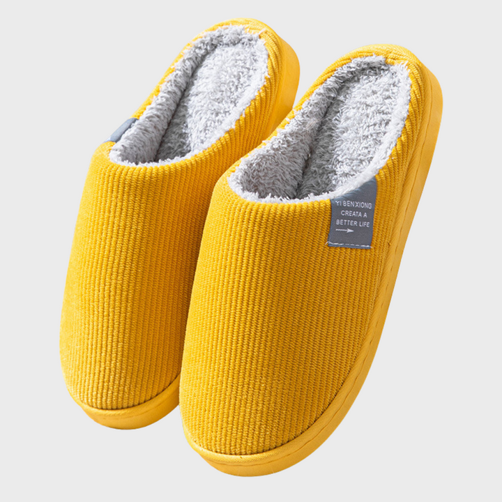 Kuschelige Damen Hygge Hausschuhe mit flauschigem Innenfutter. Ideal für warme und gemütliche Momente.