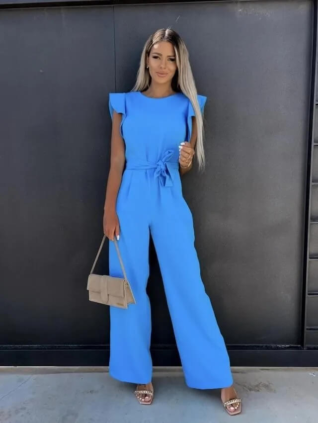 Moderner Damen Einteiler Jumpsuit im entspannten Schnitt, super bequem und stilvoll.