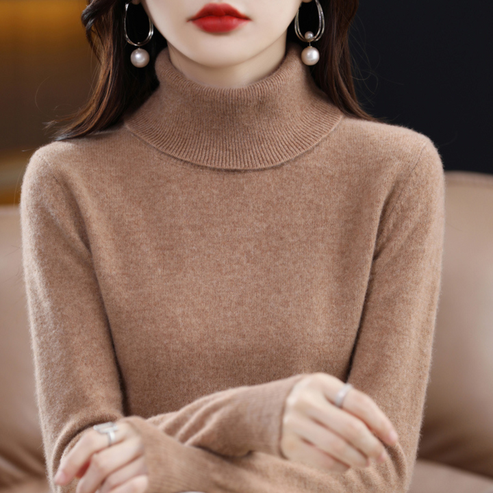 Klassischer Damen Rollkragenpullover, ein wärmendes Basic für die Wintermode, elegant und vielseitig.