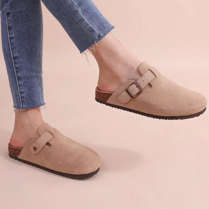 Damen Komfort Sandalen mit ergonomischem Fußbett, bieten optimale Fußunterstützung für bequemen Alltag.