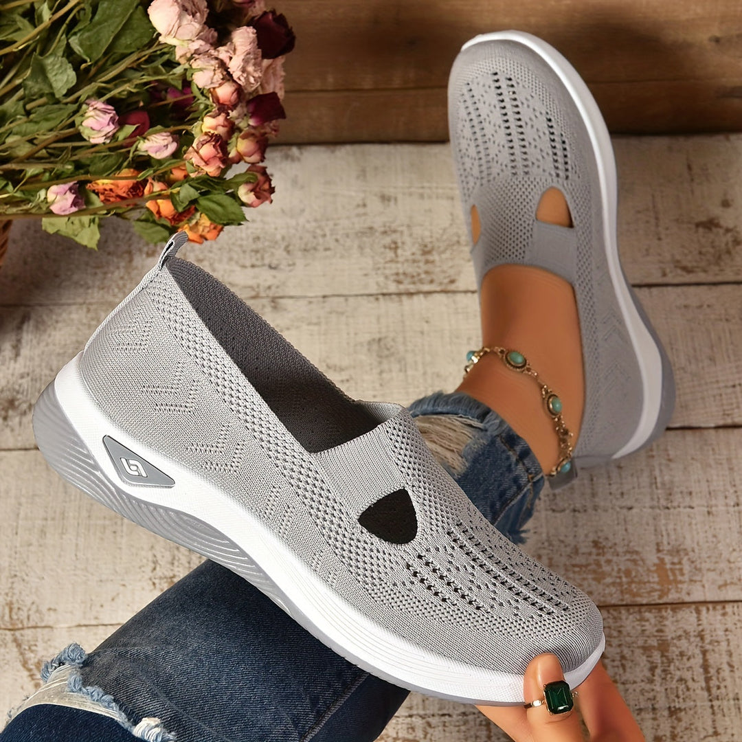 "Damen Komfort-Sneaker in Beige, orthopädisch, atmungsaktiv, leichtes Material, stilvolles Design für maximalen Komfort."