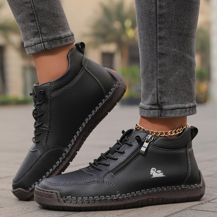 Atmungsaktive Damen Komfort-Sneaker, breite Passform & orthopädische Sohle zur Fußgesundheit.