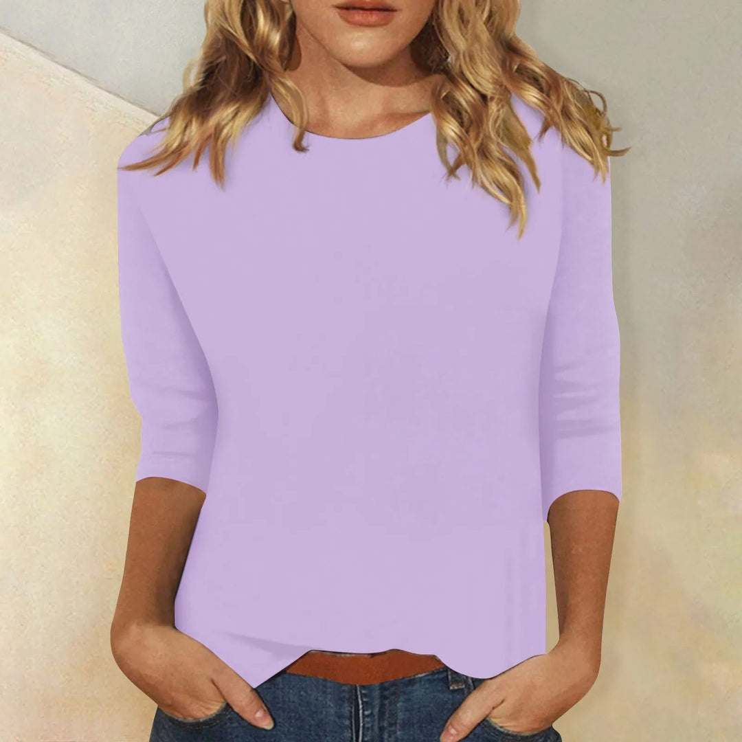 Hellblaues Damen Langarmshirt mit Rundhals, ideal für einen komfortablen Freizeit-Look.
