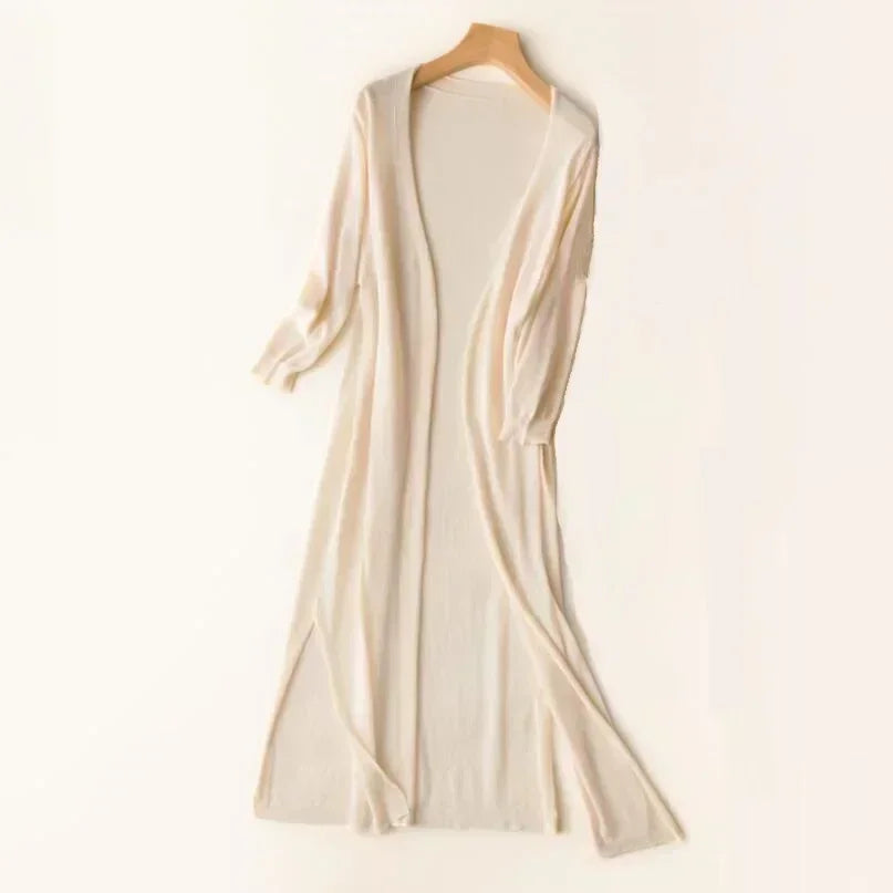 Damen-Freizeit-Cardigan. Stilvolle lange Strickjacke für entspannte Tage, ideal als Oberbekleidung.