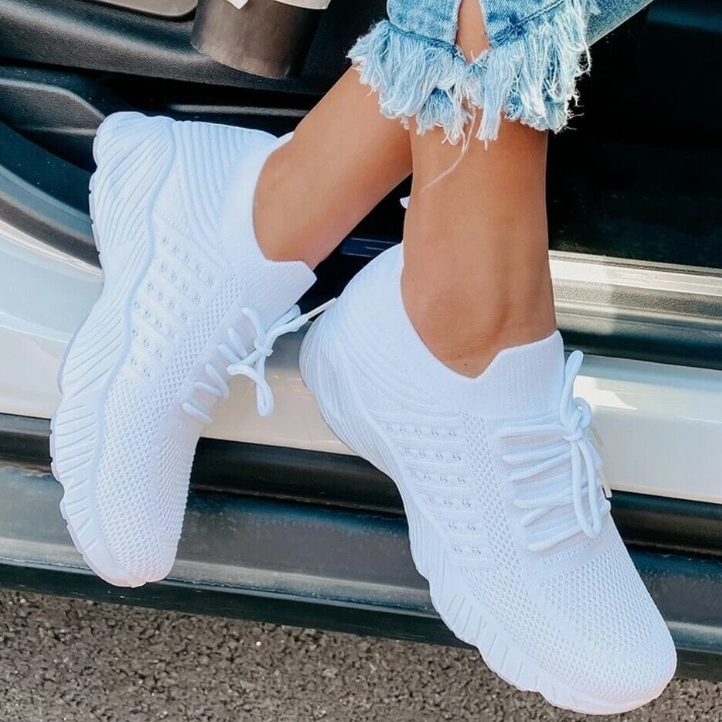 Atmungsaktive Damen Sneakers, leicht & bequem, ideal für warme Tage. Rutschfeste Alltagsschuhe für sicheren Halt.