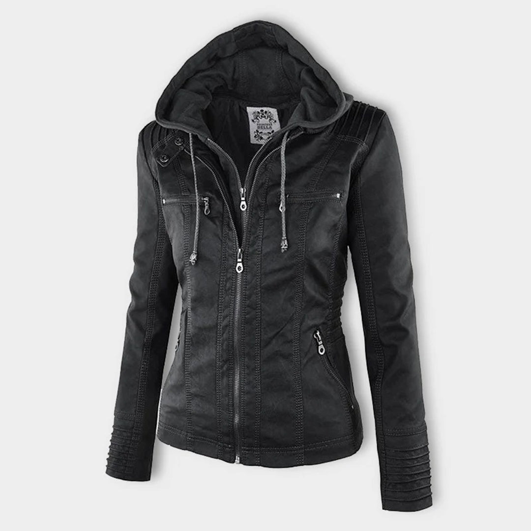 Elegante Damen Wetterjacke mit Kapuze, schlanker Schnitt, wasserabweisend für Outdoor-Aktivitäten.