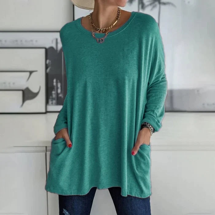 Trendiges Damen Oberteil im Loose Fit Design, modern und komfortabel für jede Frau.