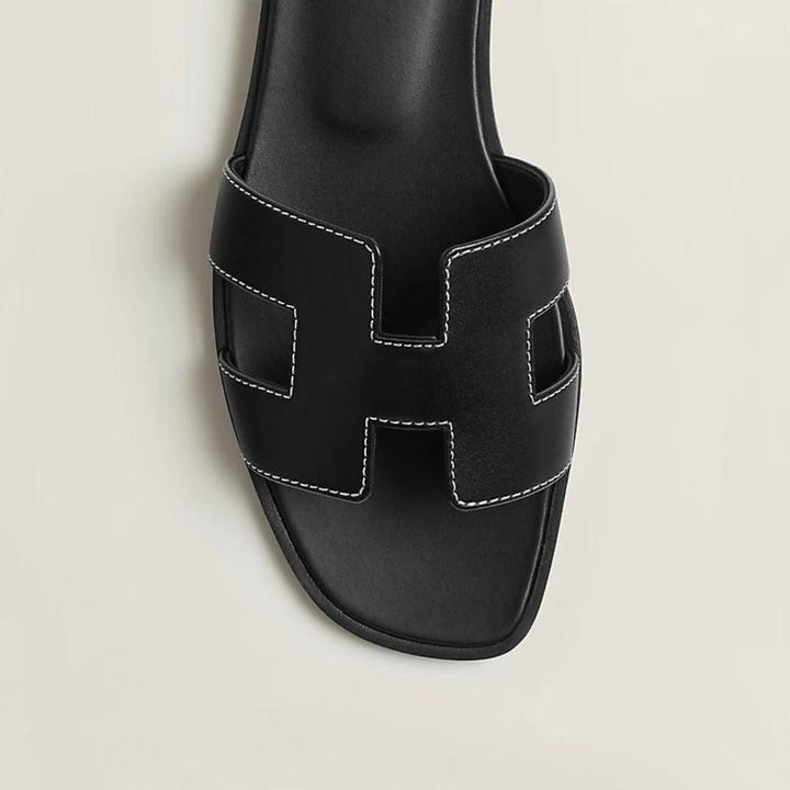 "Damen Luxussandalen, elegant mit ergonomischem Design, zeitlos stilvoll, ideal für besondere Anlässe, maximaler Komfort."