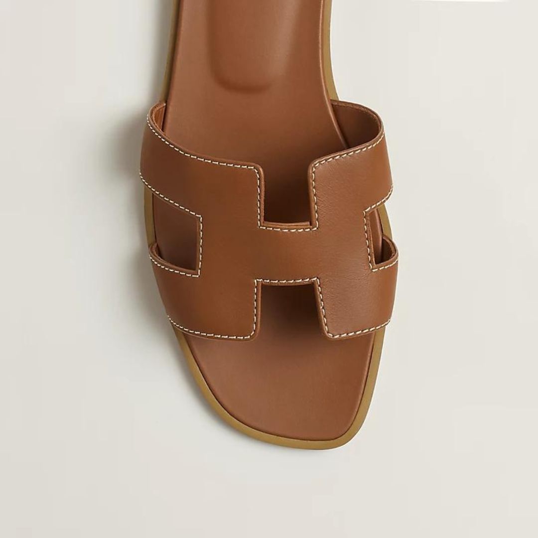"Damen Luxussandalen, elegant mit ergonomischem Design, zeitlos stilvoll, ideal für besondere Anlässe, maximaler Komfort."