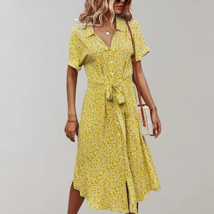 Leichtes Damen Midi-Kleid mit weiter, fließender Passform, perfekt für entspannte Tage oder elegante Auftritte.