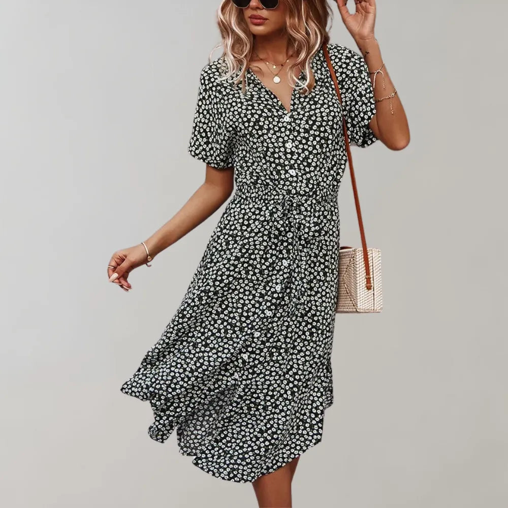 Fließendes Damen Midi-Kleid für Frühling & Sommer. Leichtes Material, bequemer Schnitt. Perfekt für den Alltag.