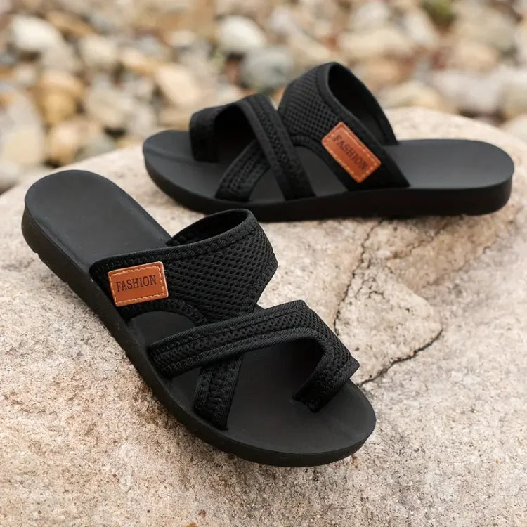 Hochwertige Damen Sandalen: orthopädisch, mit Kreuzriemen, perfekt für Komfort & Fußgesundheit.