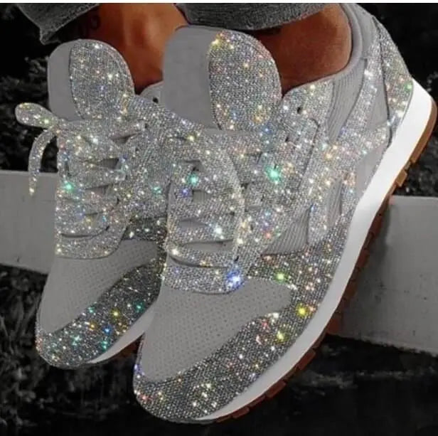 Elegante Damen Pailletten Schuhe mit glitzerndem Design. Modische Freizeitschuhe, bequem für den Alltag.