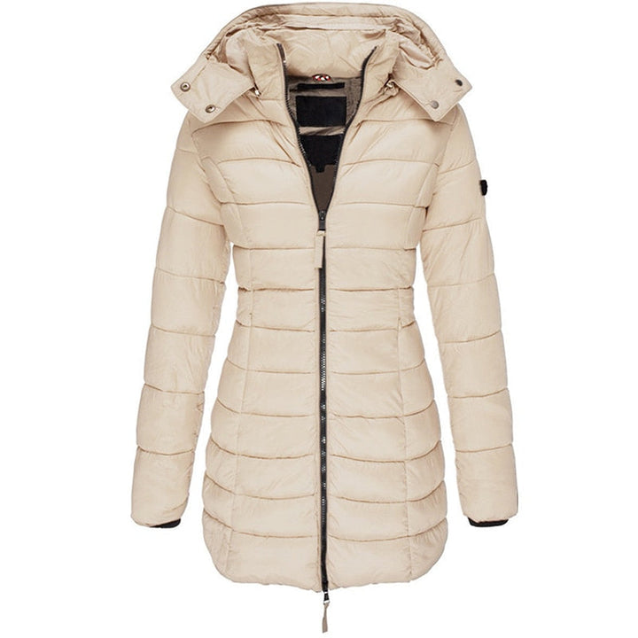 Langer Damen Kapuzenparka. Warmer, stilvoller Wintermantel für Damen, perfekt für kalte Wintermode.