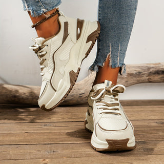 Stylische Damen Plateau Sneaker: Trendige Damenschuhe mit extra Komfort, perfekt für den modernen Look.