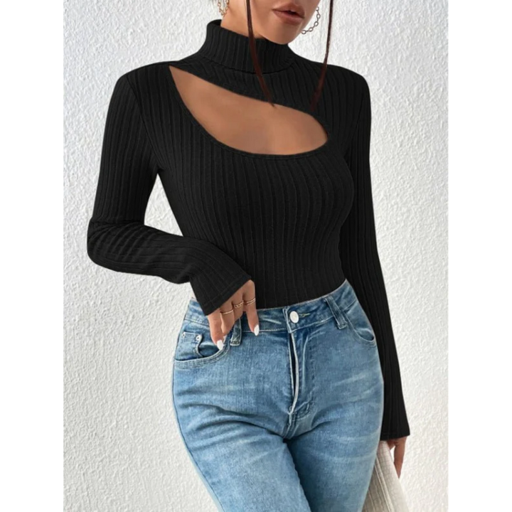 Damen Top aus weichem Rippstrick mit Rollkragen und trendigen Cut Outs. Perfekt für den Übergang.