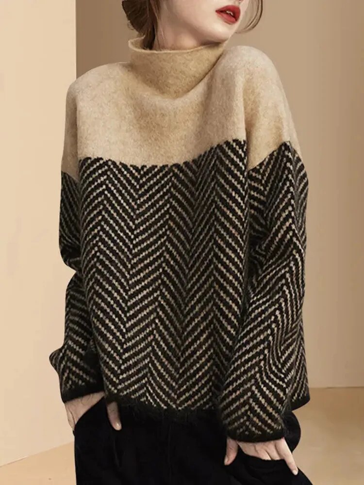 Moderner Damen-Winterpullover mit stilvollem Druckmotiv. Warmer, figurbetonter Langarm-Rollkragen für elegante Outfits.