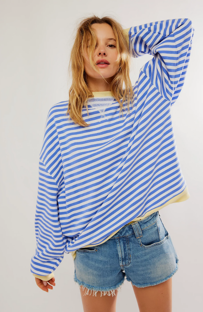 Bequemer Damen Pullover mit Streifen und Rundhalsausschnitt, perfekt für elegante Frühlingsmode.