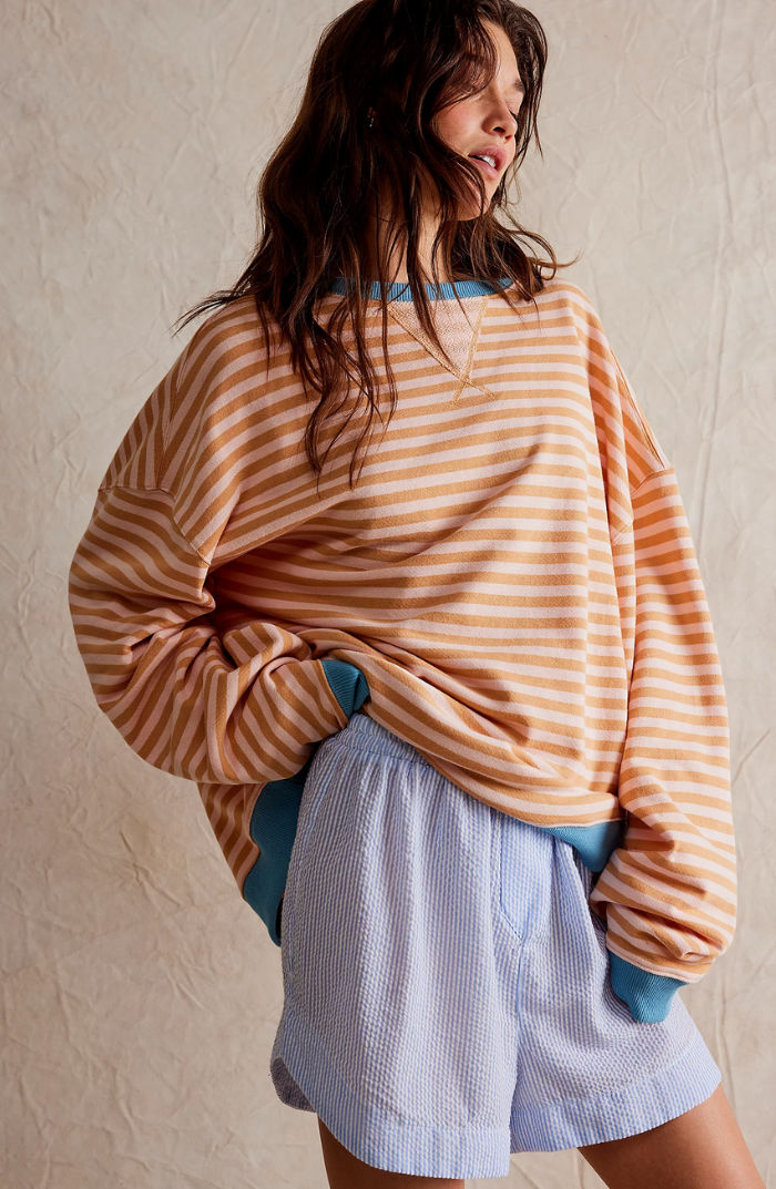 Modischer Damen Langarm-Pullover mit Streifen und Rundhals, ideal für den Alltag und Freizeit.