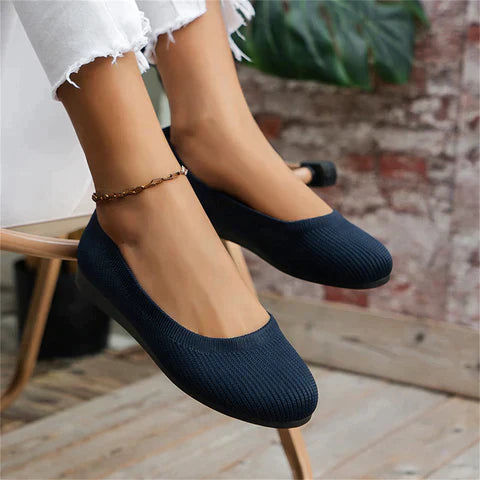 Nahaufnahme der Damen Komfortschuhe, zeigt den einzigartigen 5° Zehenwinkel für natürlichen Tragekomfort.