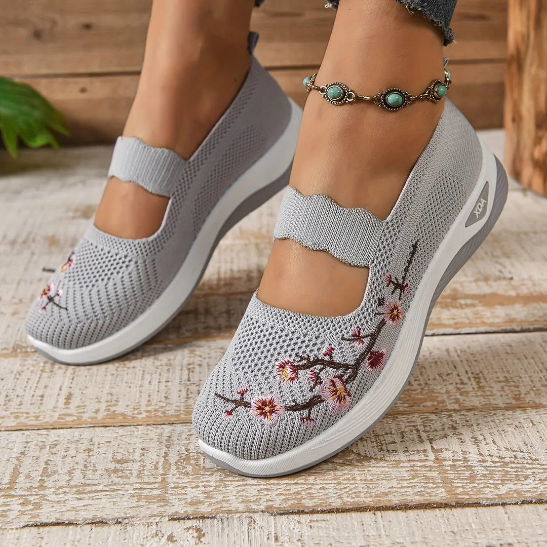 Bequeme Damen Schlupfschuhe mit einfachem Einstieg; ideal als Alltagsschuhe & Komfortschuhe.